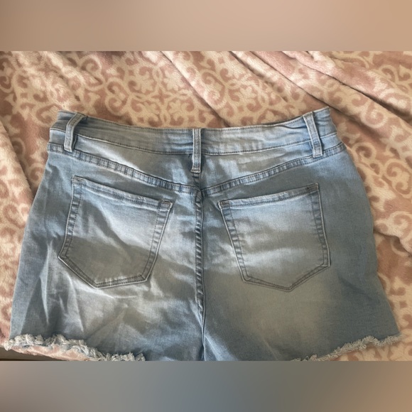 Distressed Jean Shorts - Picture 2 of 3